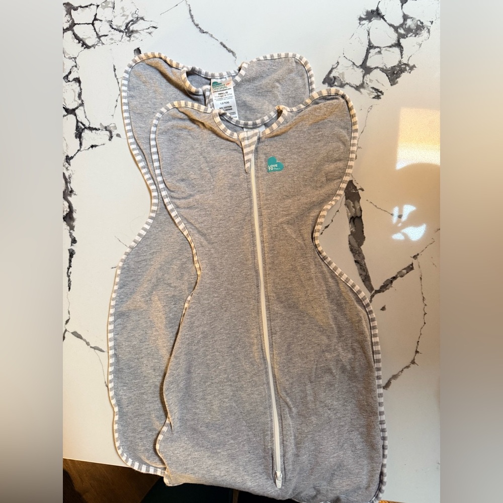 Two Love to Dream Gray Swaddles size Small